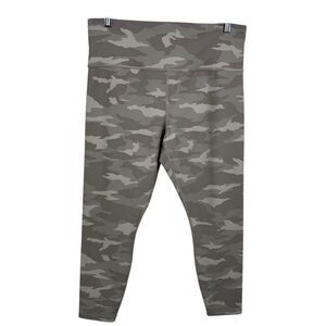 ATHLETA ELATION CAMO 7/8 TIGHT Leggings Taupe Size‎ Large